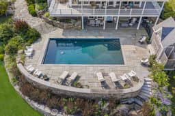 Sea House - Image 3
