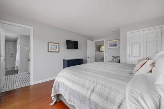 Waverly Suite 1 - Image 4